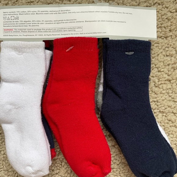 New Bundle: Luvable Friends Baby 6 pair Socks & Gap 1 pair socks - Picture 3 of 5